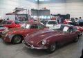 jaguar-e-type-din-1966-si-porsche-356-b-din-1958-pentru-restaurat-aflate-in-oferta-unui-atelier-pentru-restaurari-auto