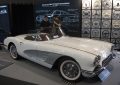 un-fascinant-chevrolet-corvette-c1-model-1957-la-standul-unui-producator-de-componente-auto